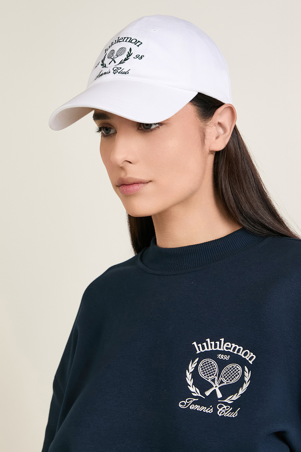 תמונת כל הלוק של Classic Ball Cap